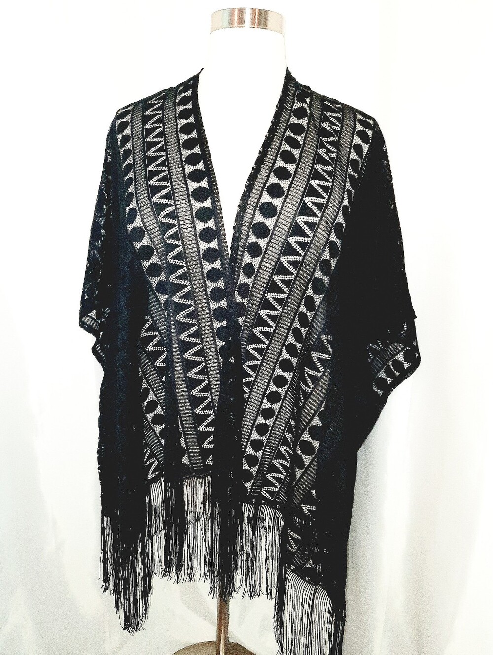 Lane Bryant Fringed Lace Poncho Style Kimono Womens Black One size